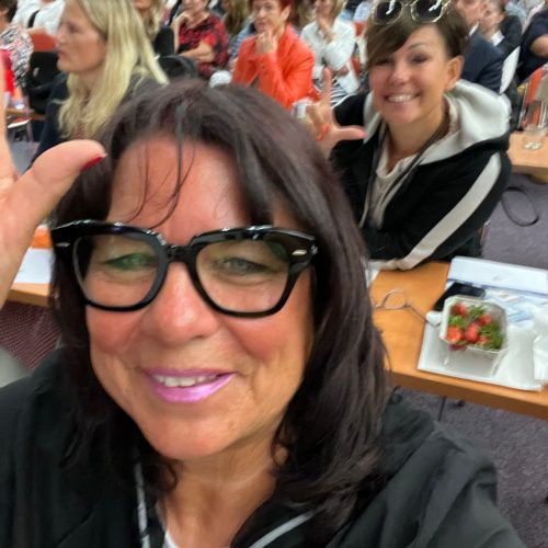 7de9fd6c-35dd-41ff-8565-6acbe27754c9